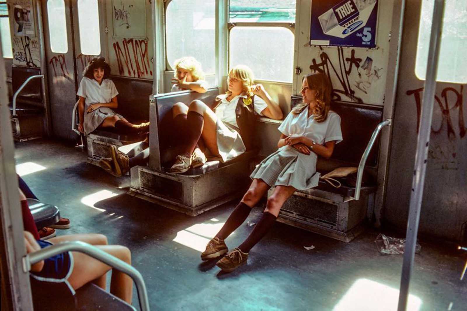 Rare Photos of the Dangerous New York City's Subway System, 1970s